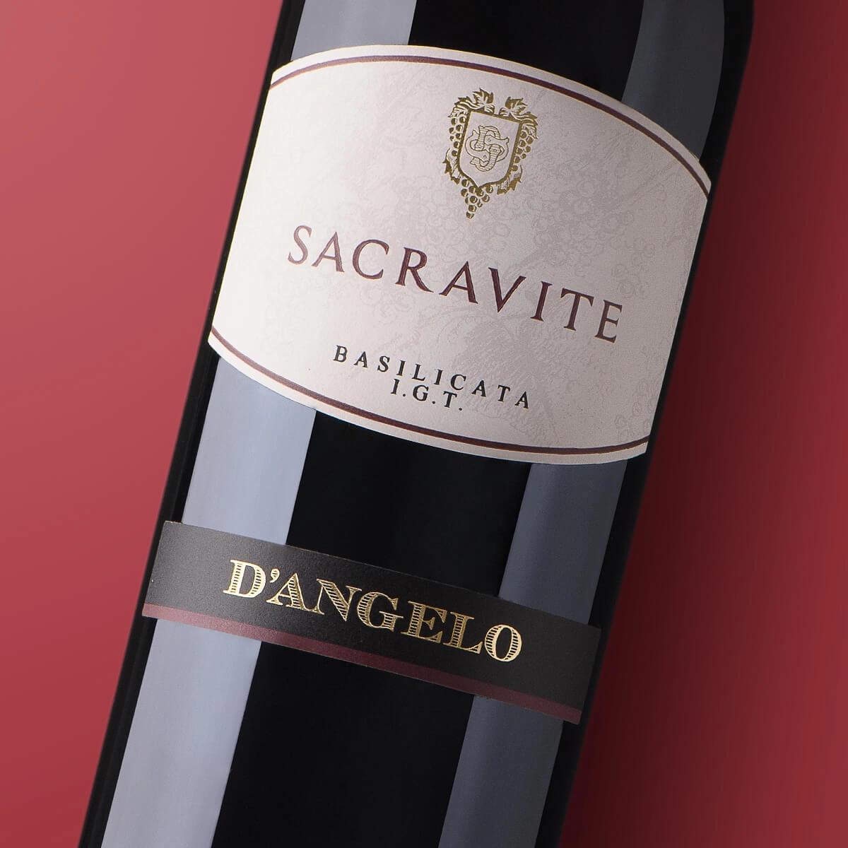 sacravite aglianico del vulture IGT dangelo